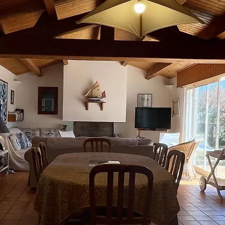 Maison Familiale Avec Jardin, A 900m De La Plage, 6 Couchages, Wi-fi Et Parking - - Fr-1-224b-200 *